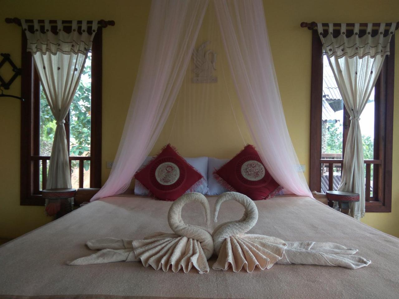 Khunyuam Resort Ban Khun Yuam Exterior foto